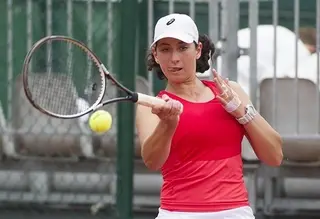 تأهل الجزائرية إيبو الى الدور  الثاني لجدول  الزوجي  للدورة الاحترافية- سيدات للتنس